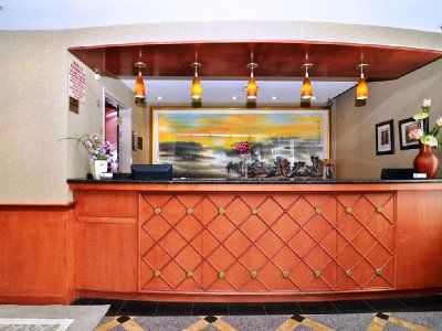 Hotel Best Western Queens Court 3*