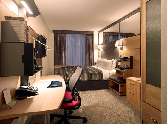 Club Quarters Hotel, The Jewel At Rockefeller Center New York
