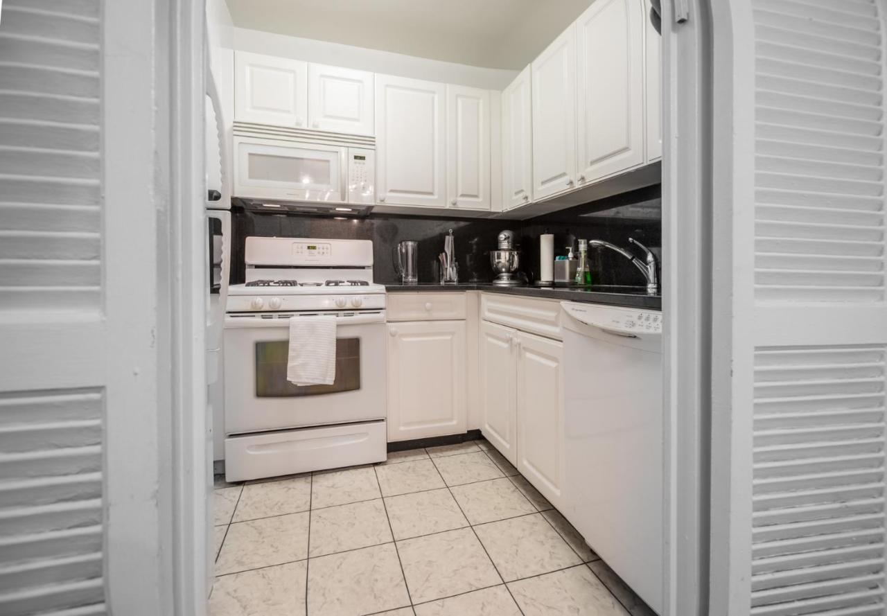 Luxury Upper East Side Apartment *