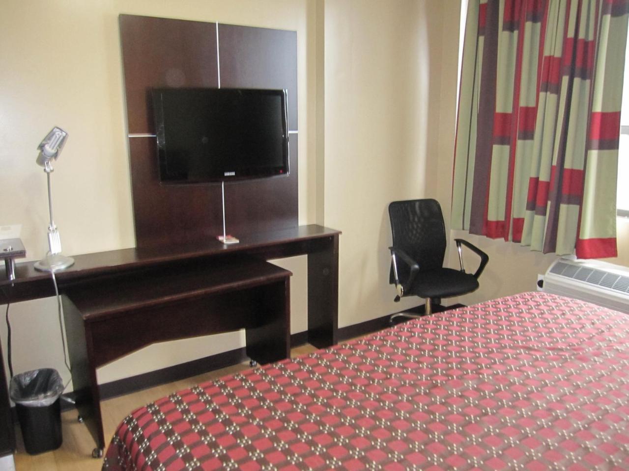 Super Hotel