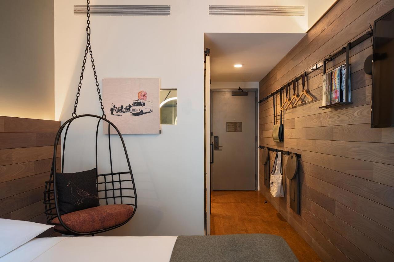 Hotel Moxy Nyc Downtown 4*