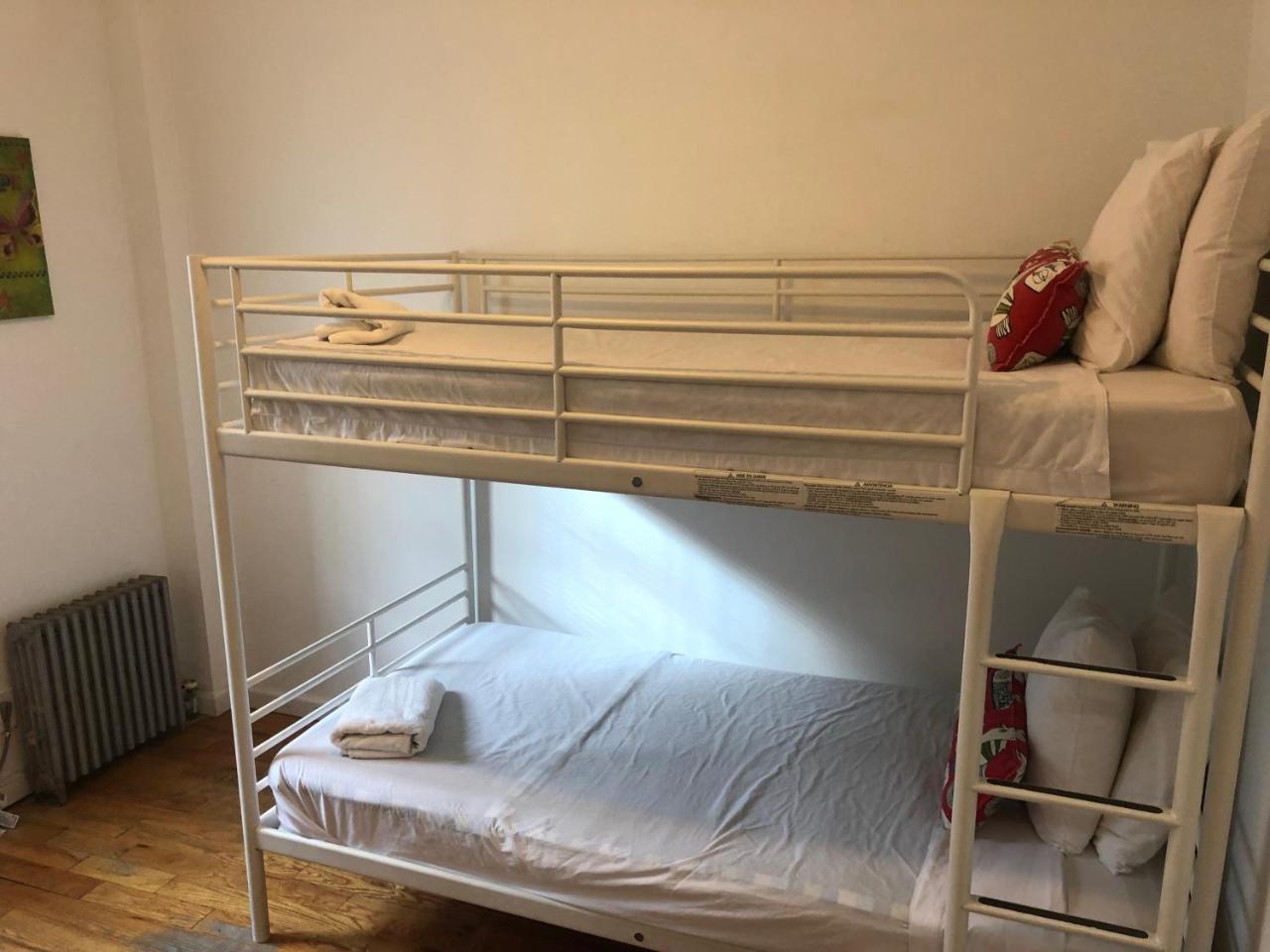 Rostel Hostel *