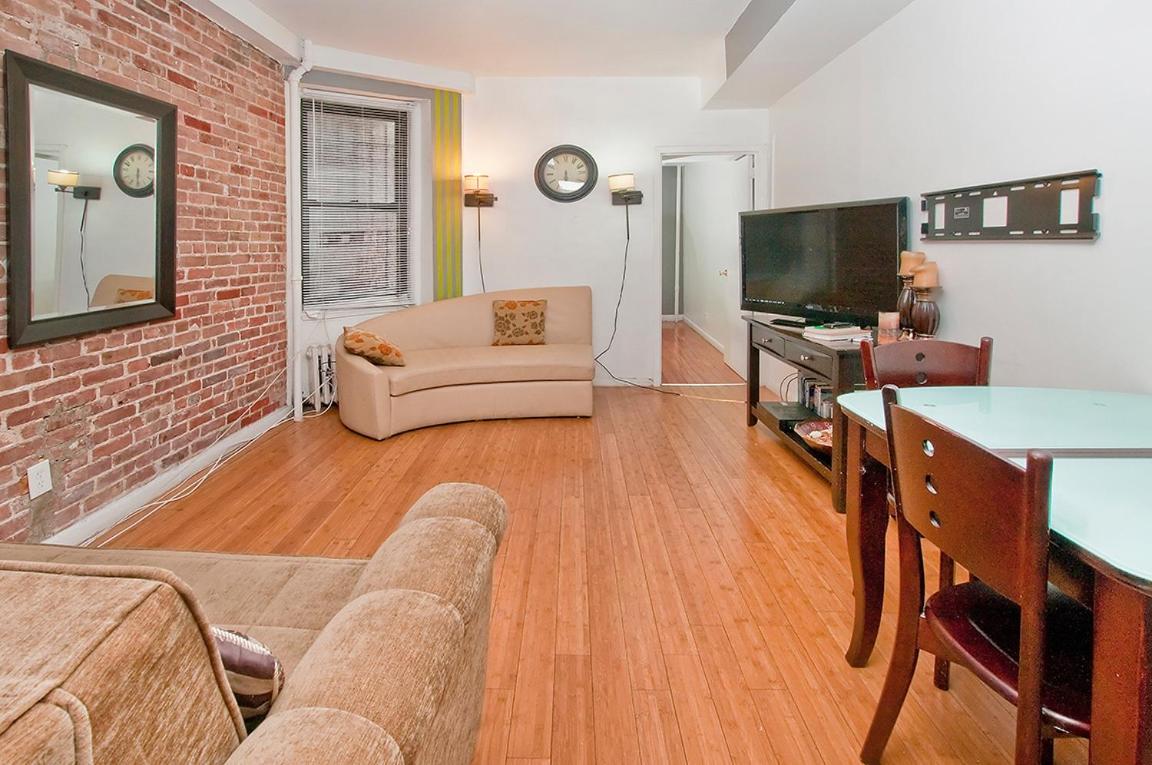 Midtown East Apartment *
