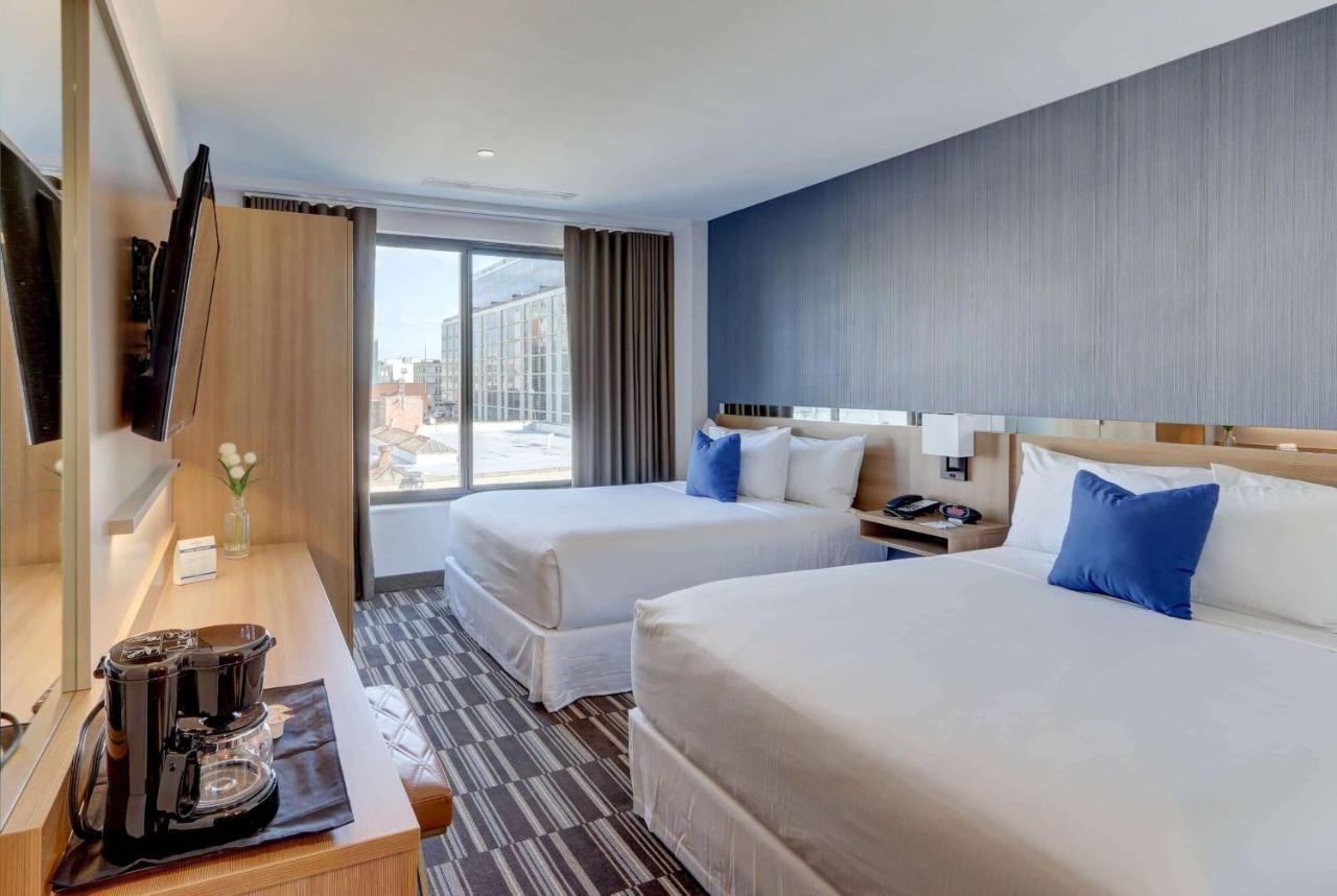 Microtel By Wyndham Long Island Hotel 3*