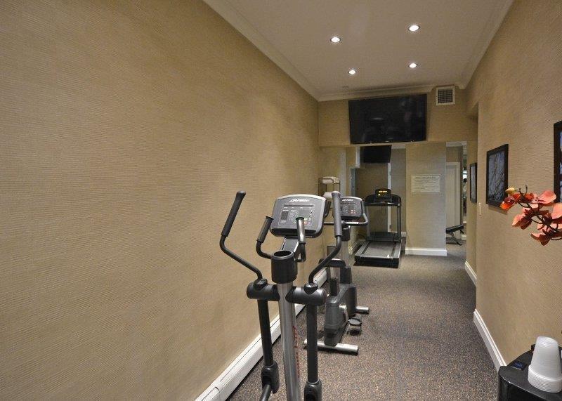Best Western Queens Gold Coast Hotel 3*
