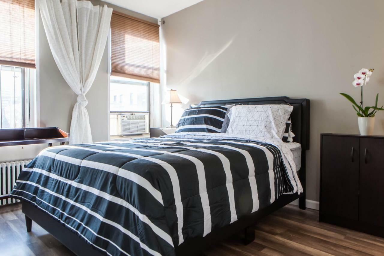 Times Square Apartment New York