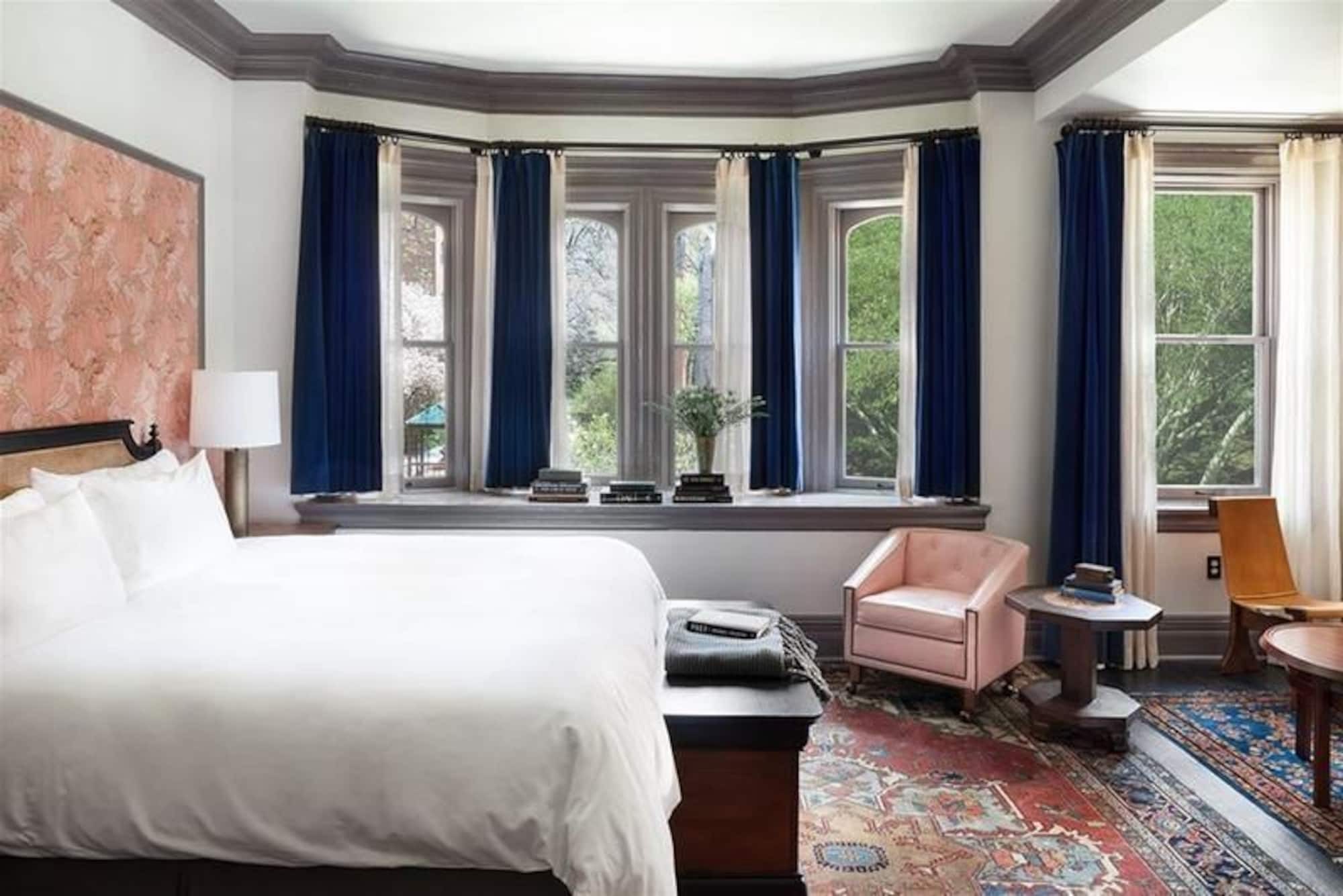 Desmond Tutu Center Hotel