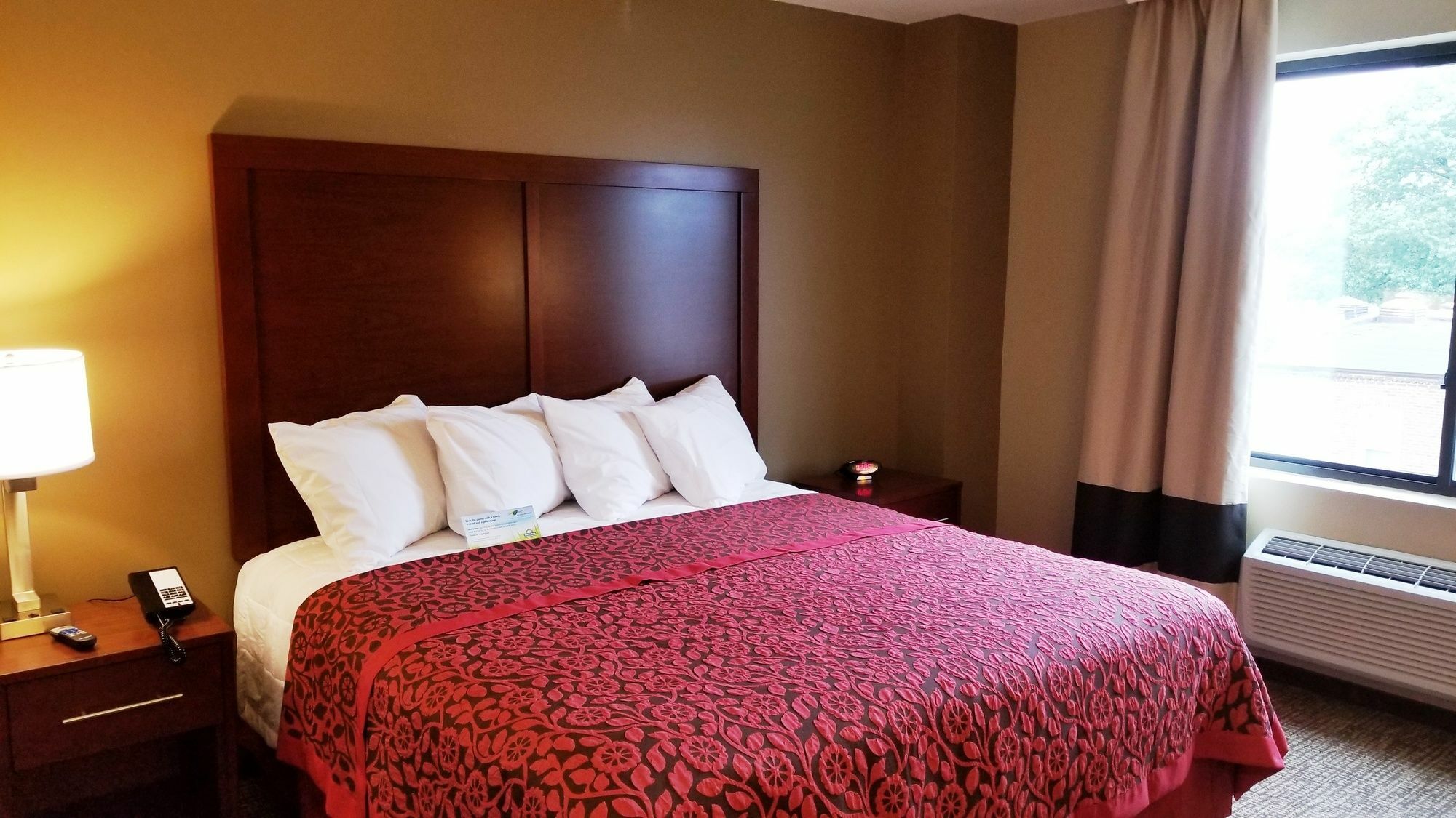 Hotel Days By Wyndham Brooklyn Marine Park