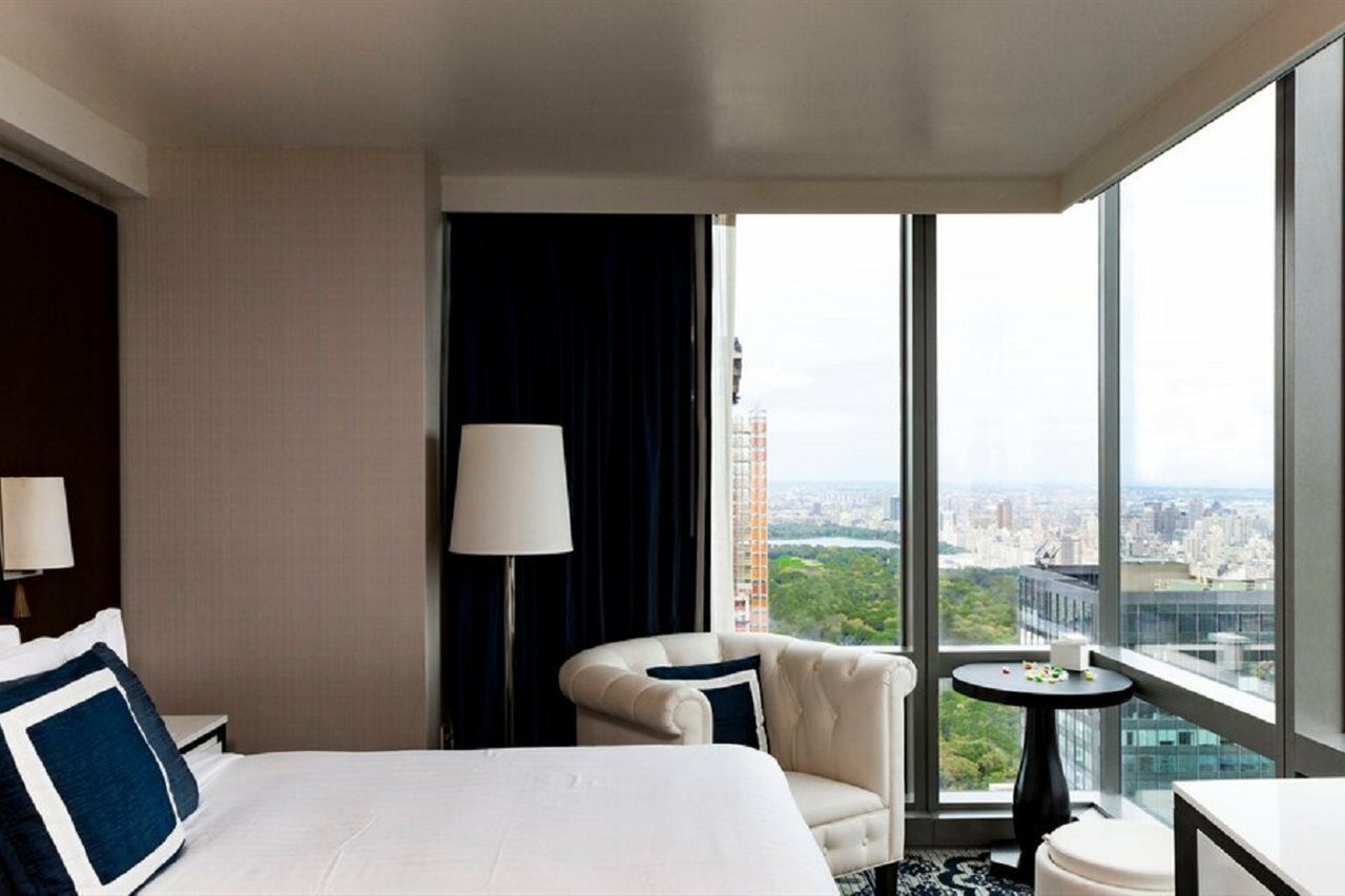 By Marriott Manhattan/central Park New York