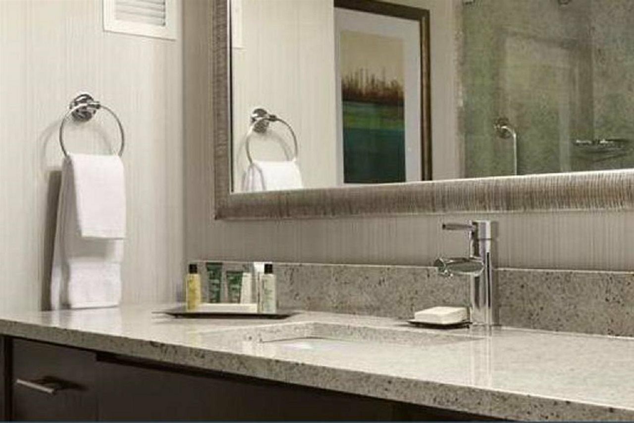 Hilton Jfk Airport 4*