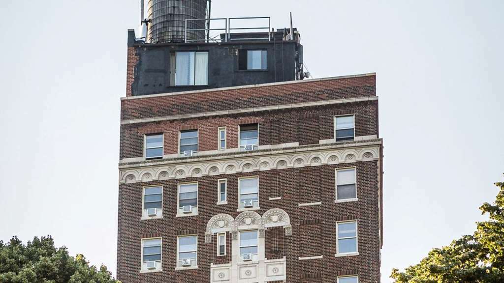 Riverside Tower Hotel