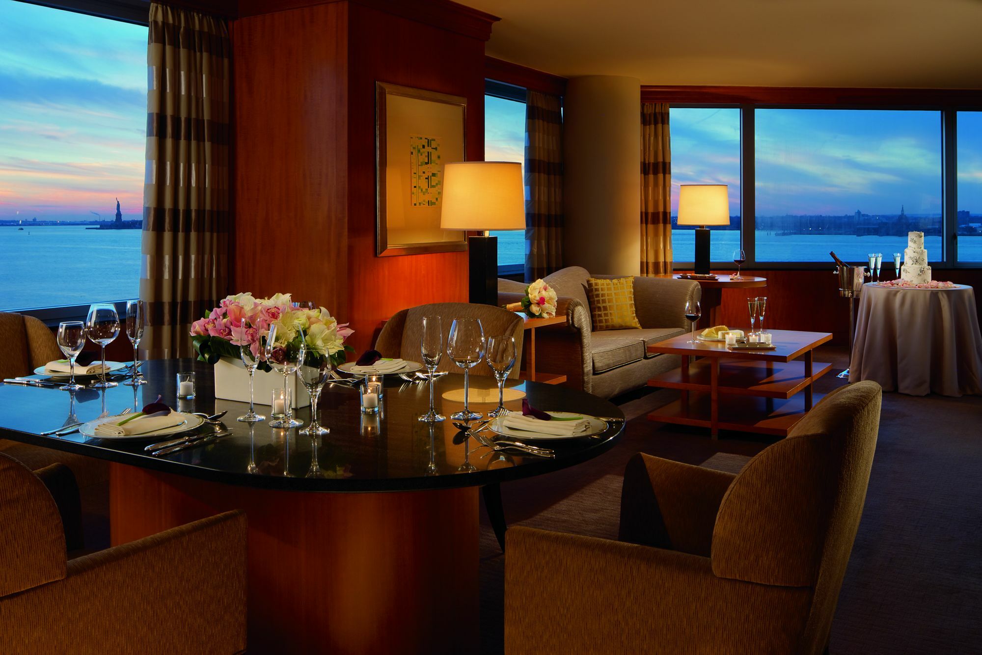 The Ritz-carlton New York, Battery Park Hotel
