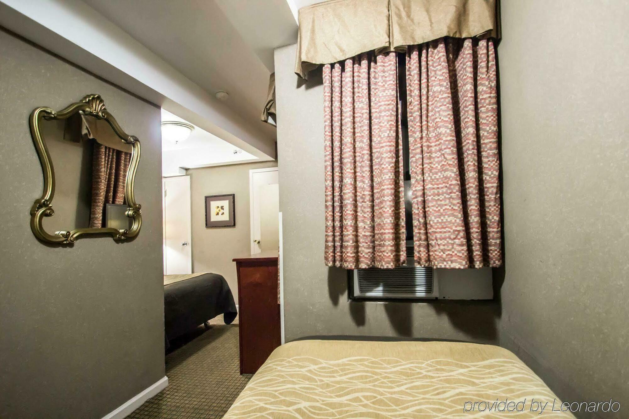 La Quinta By Wyndham City Central Park