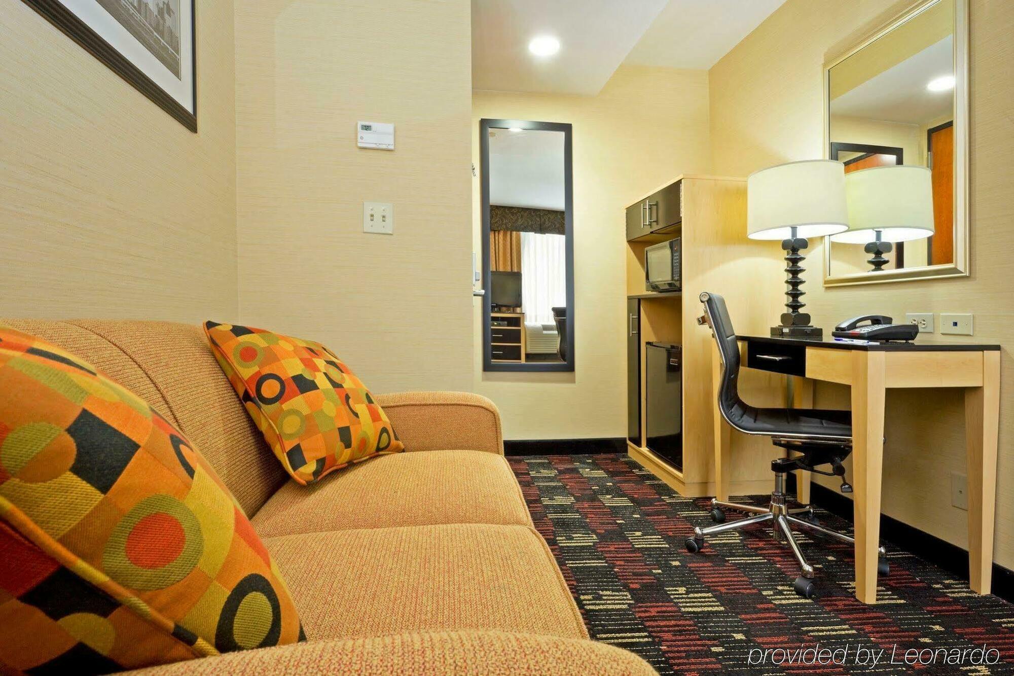 Hotel Holiday Express - Wall Street By Ihg