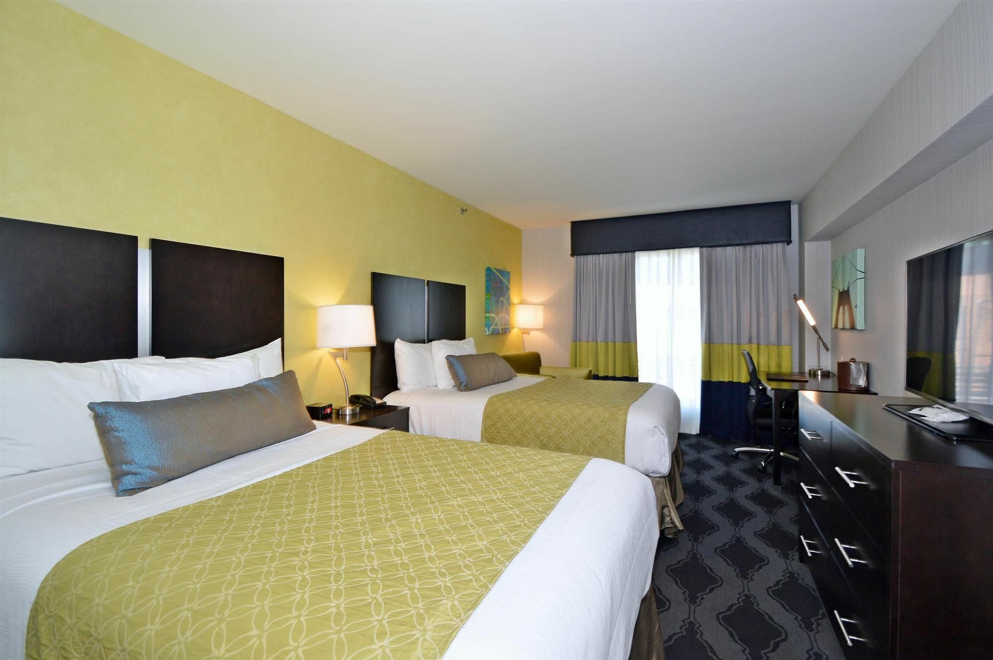 Western Laguardia Airport Queens Hotel New York