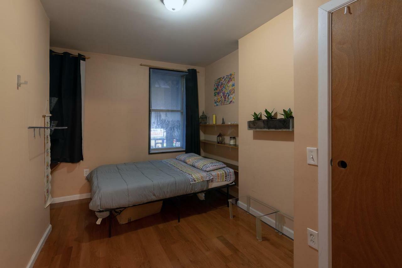 Homestay The Broadway New York
