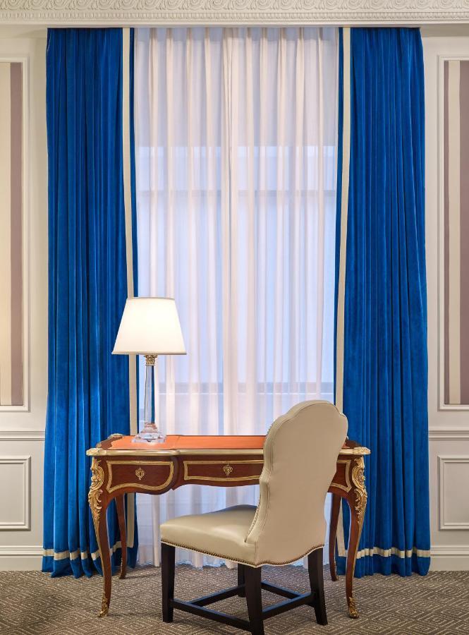5th & 55th Club Hotel New York