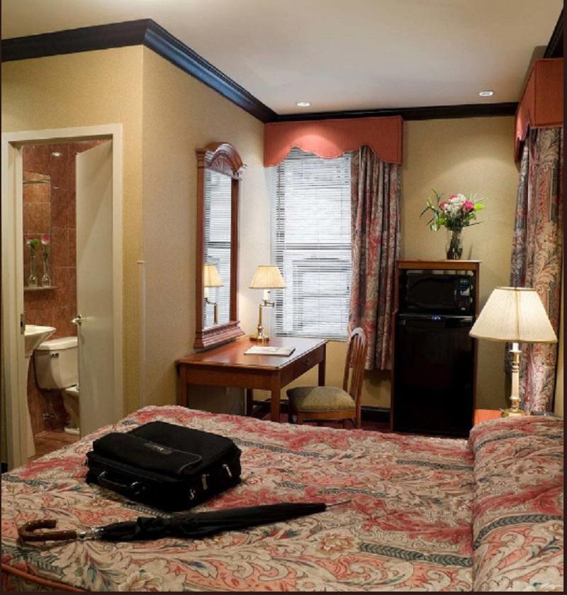 Newton Hotel