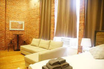 The Nomad Aparthotel 2*