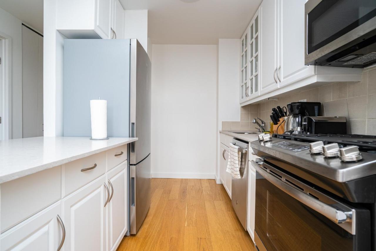 Apartment 2nd Ave 30 Day New York