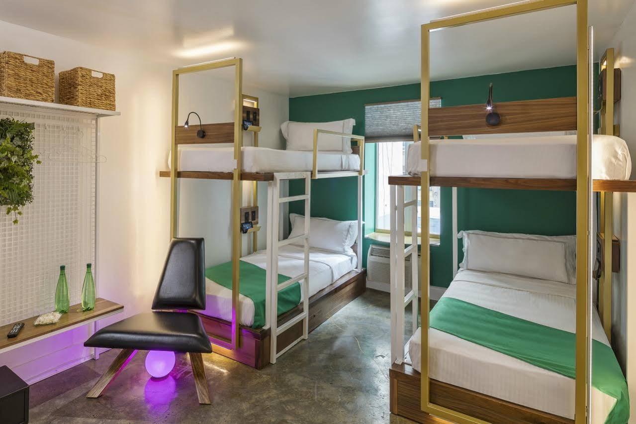 Hotel Comfort Times Square South Area 3*