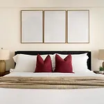 52-3De Newly Renovated 2Br Bth Midtown East