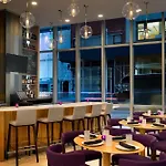 Embassy Suites By Hilton New York Manhattan Times Square