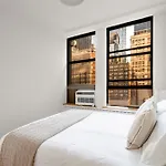 Cozy 3Bd Walk To Empire State & Times Sq!