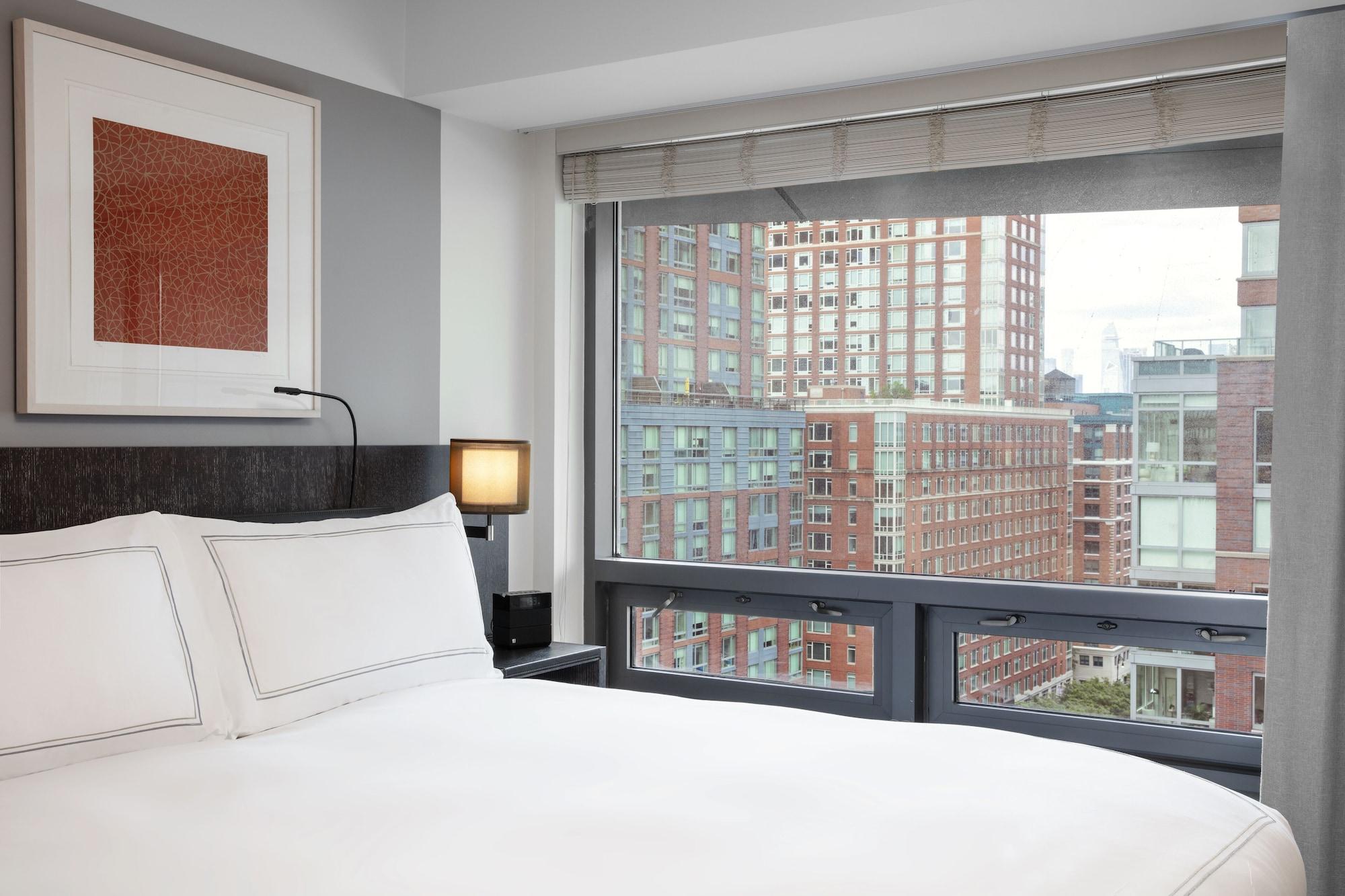 Conrad Downtown Hotel 5*