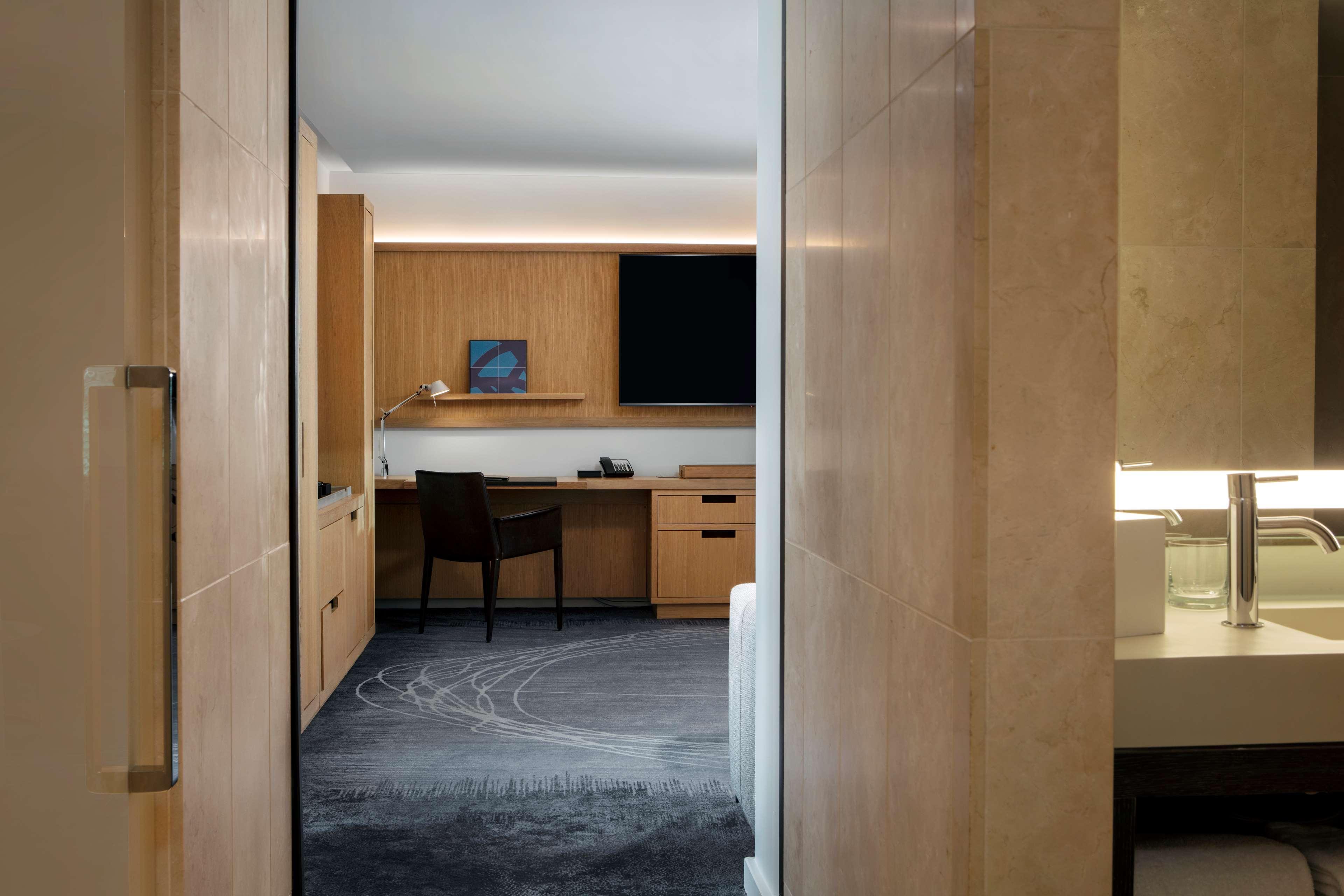 Conrad Downtown Hotel
