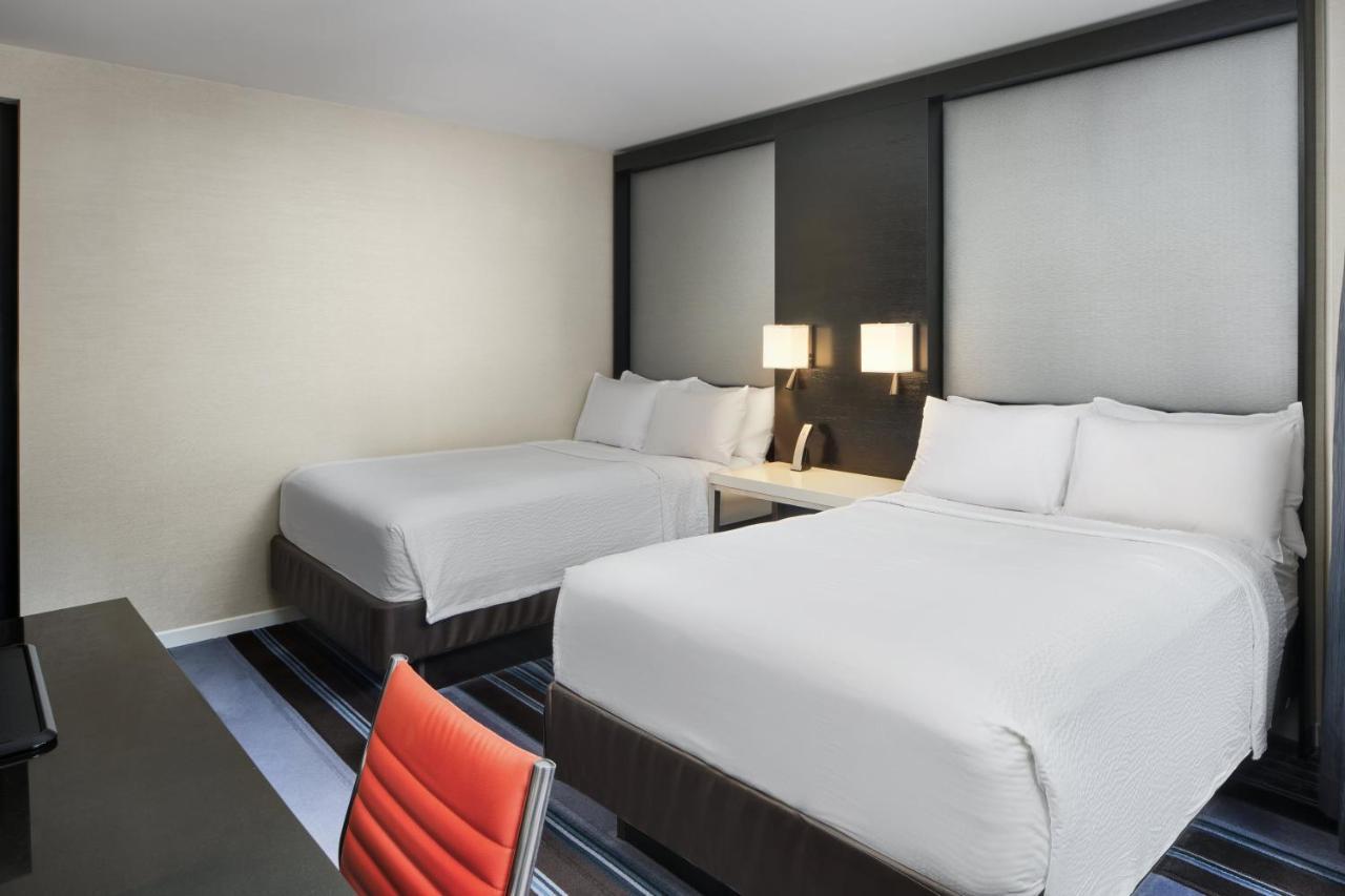 Courtyard By Marriott Manhattan/central Park
