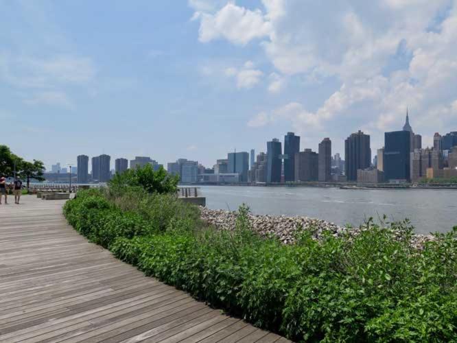 Apartment 2 Bedrooms Flat 5 Minutes From Times Square *