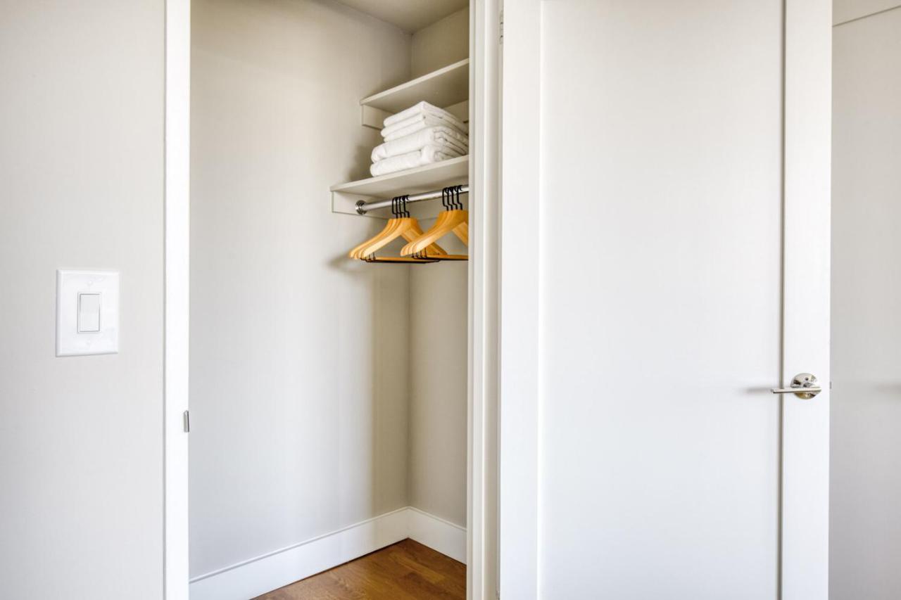 Apartment Ues 2br W Dm Elevator Gym Nr Park Nyc-918 New York