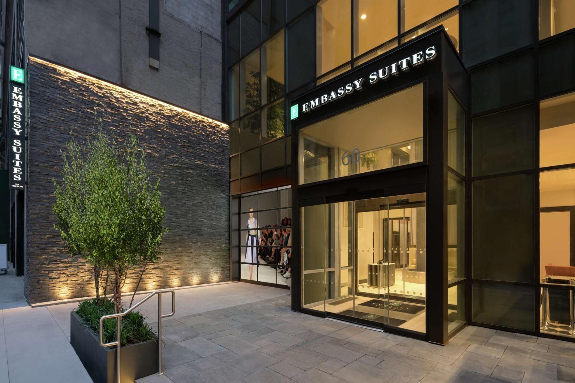 Hotel Embassy By Hilton Manhattan Times Square New York