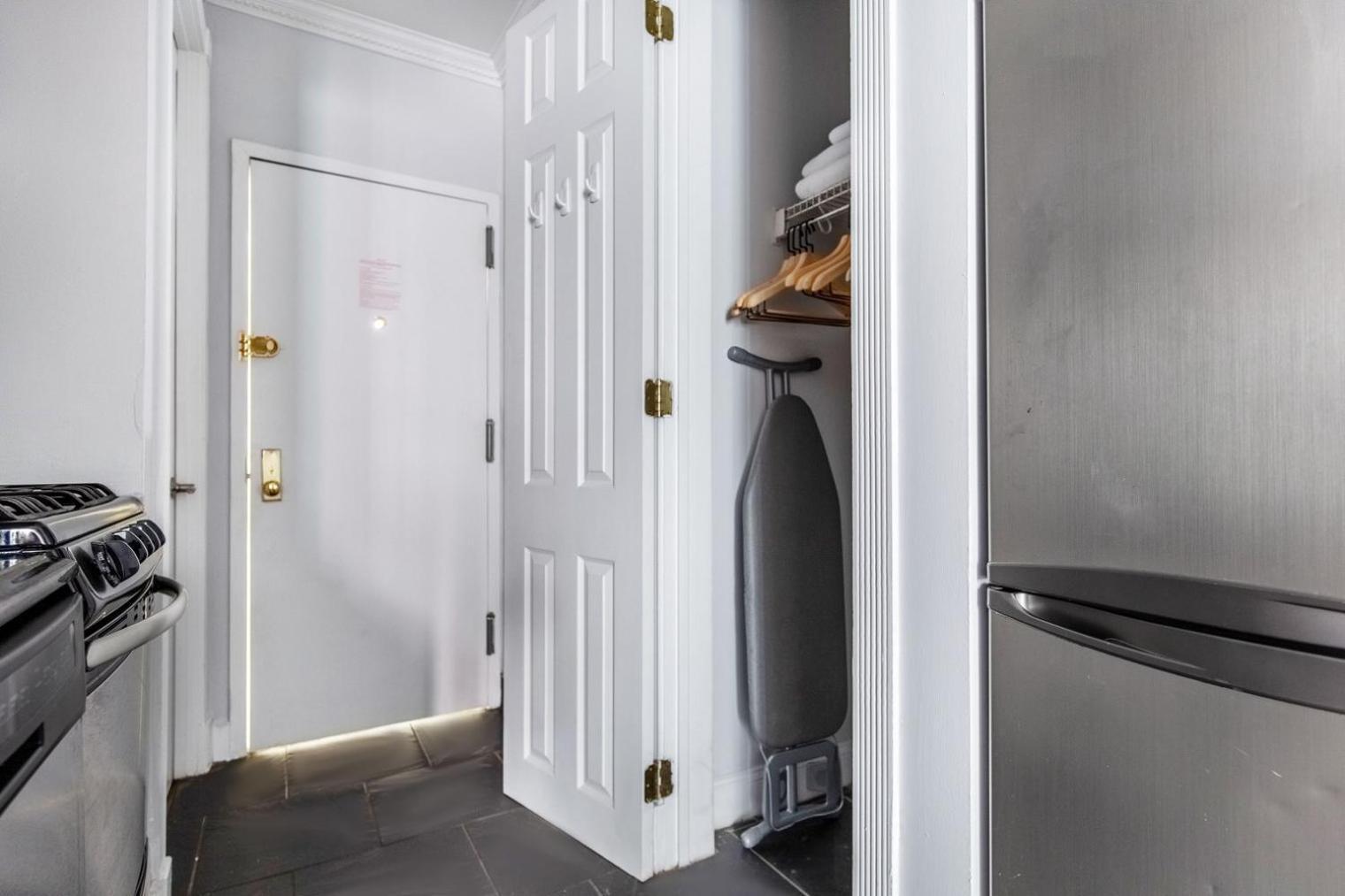 West Village 2br W Wd Nr Shopping Nyc-1274 *