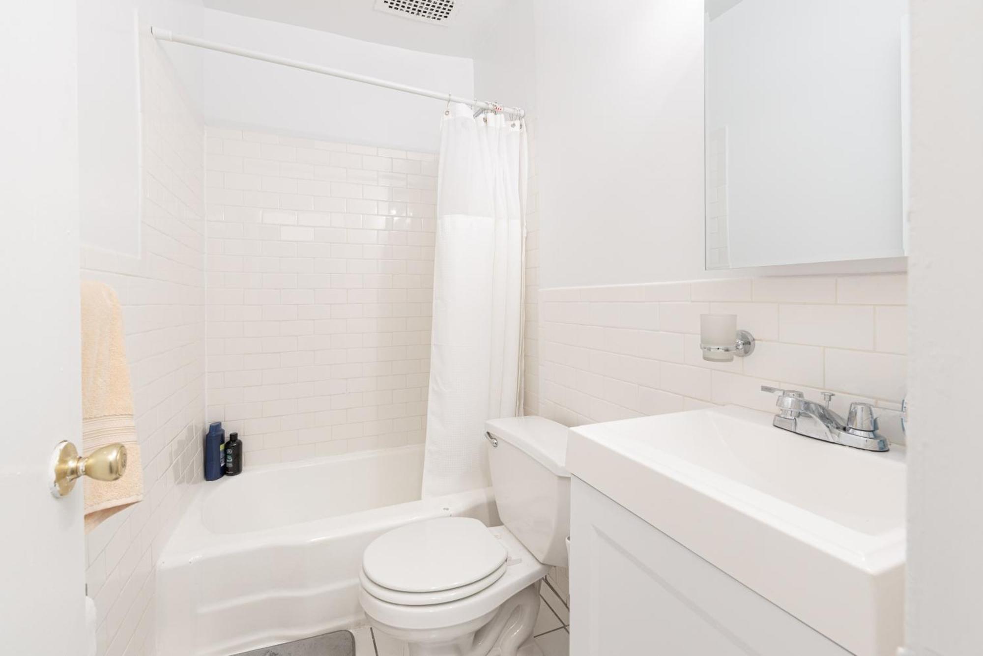 For 2 Heart Of Midtown Apartment New York