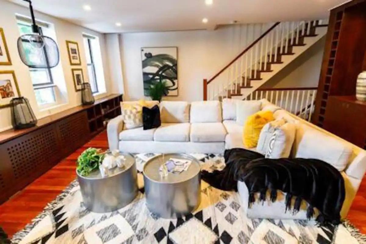 Manhattan Marvel Luxury Living In A Townhome Oasis I The Atrium I Apartment *