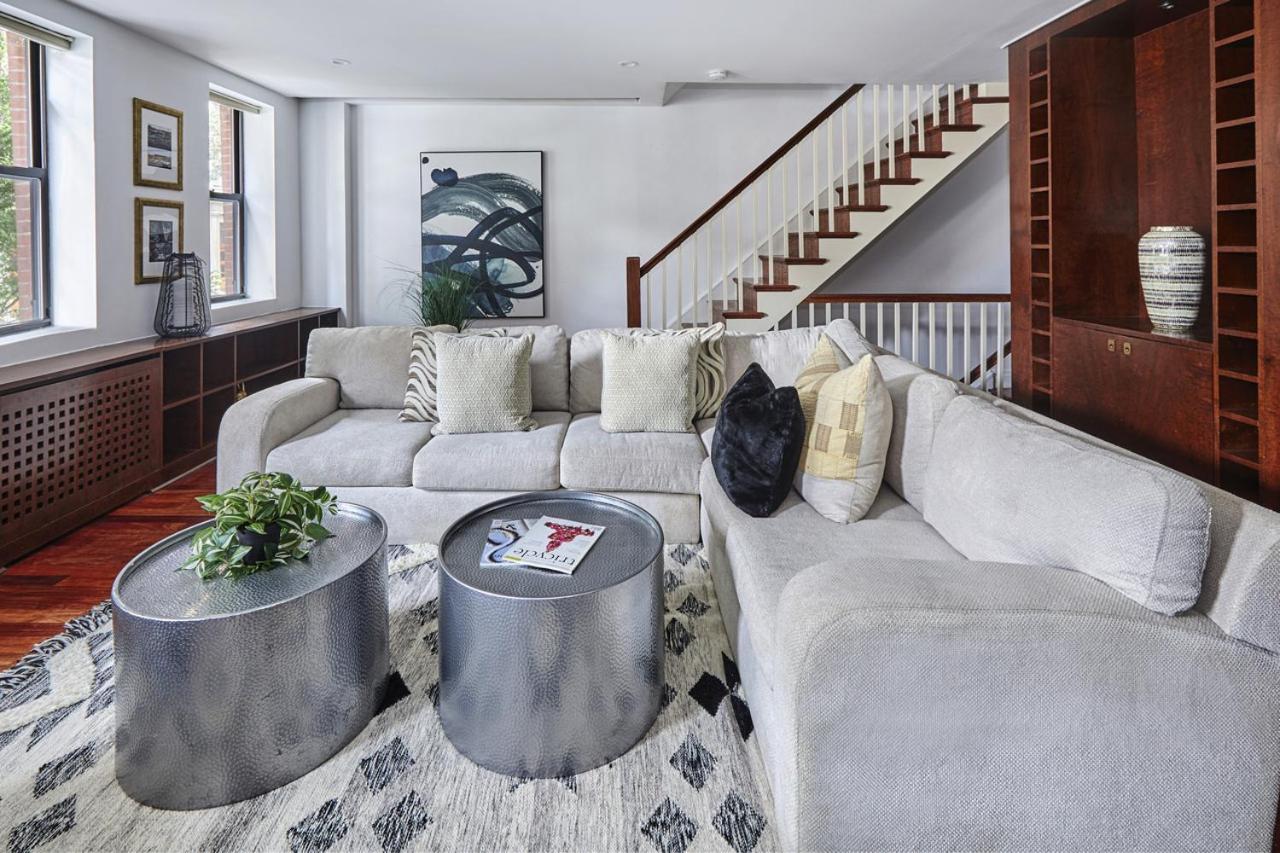 Manhattan Marvel Luxury Living In A Townhome Oasis I The Atrium I * New York