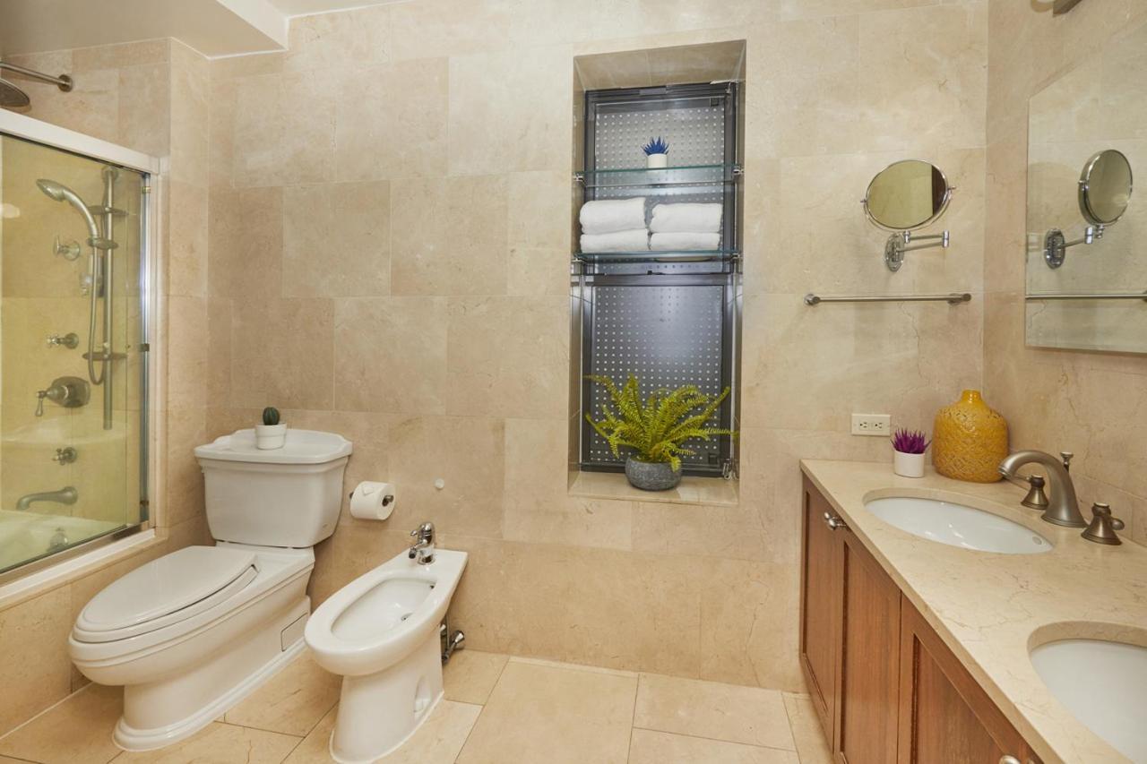Manhattan Marvel Luxury Living In A Townhome Oasis I The Atrium I New York