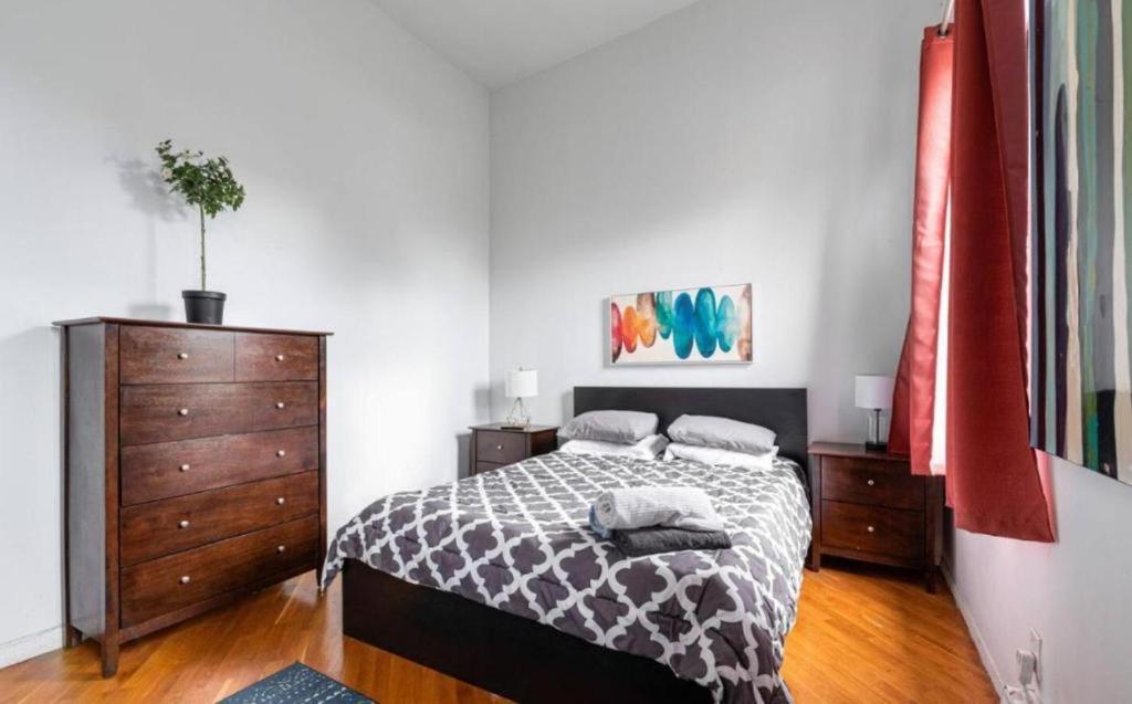 Majestic 3 Bedroom In Nyc! New York