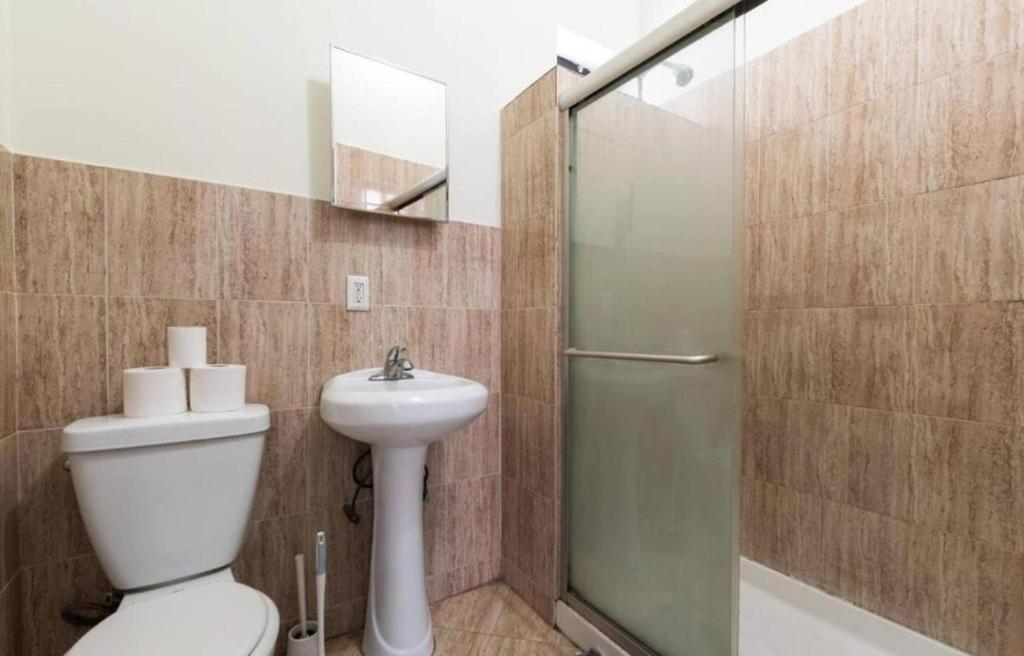 Majestic 3 Bedroom In Nyc! New York