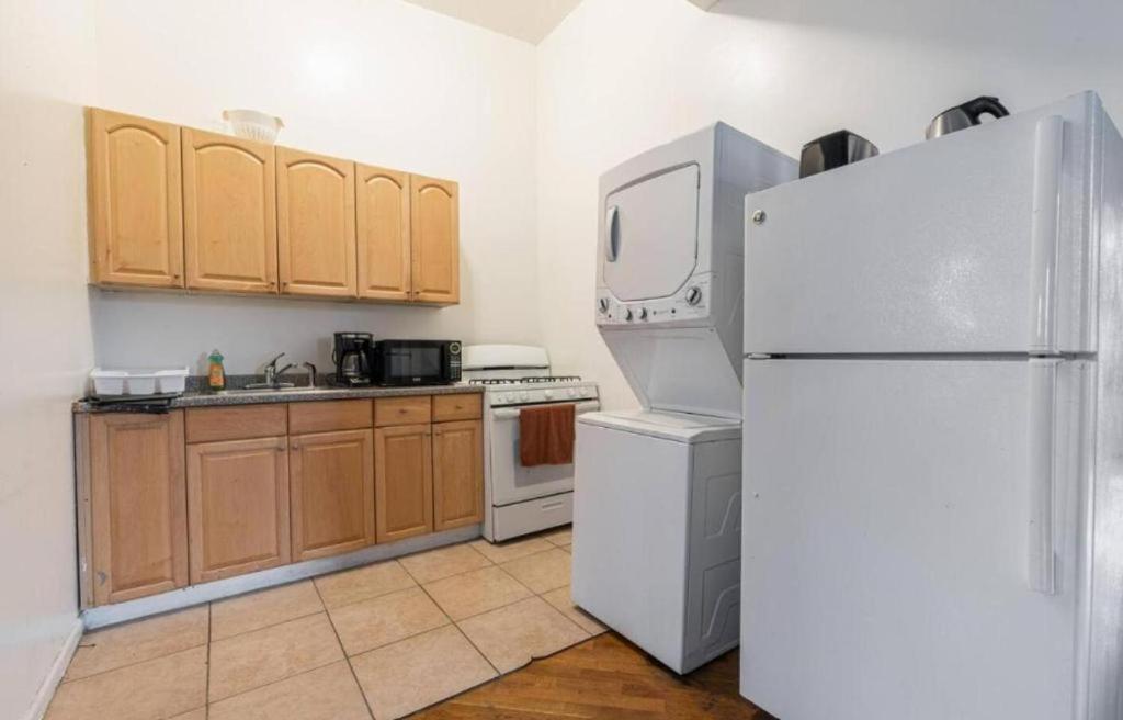 Majestic 3 Bedroom In Nyc! Apartment New York
