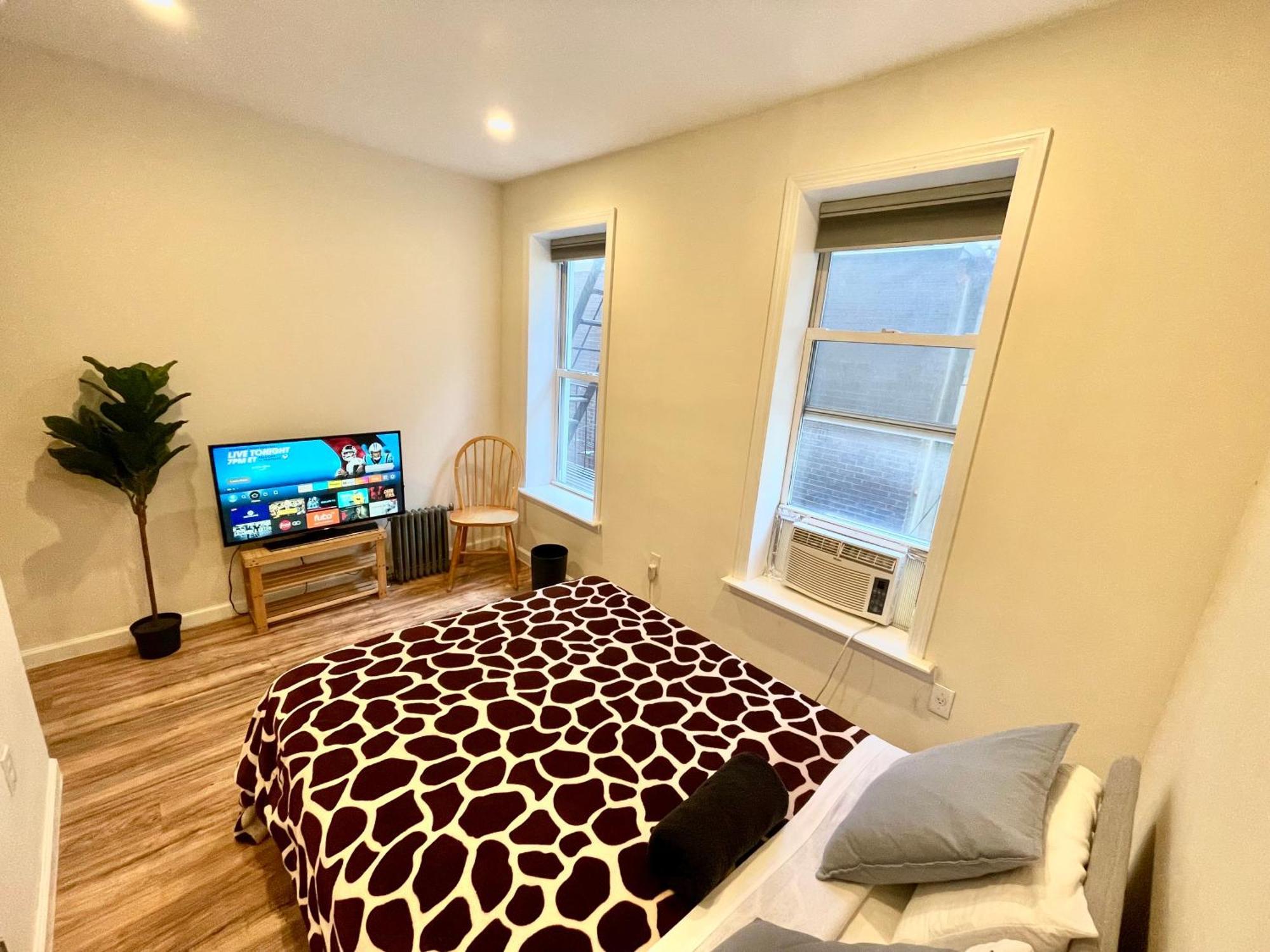 Apartment 2 Bedrooms Flat 5 Minutes From Times Square *