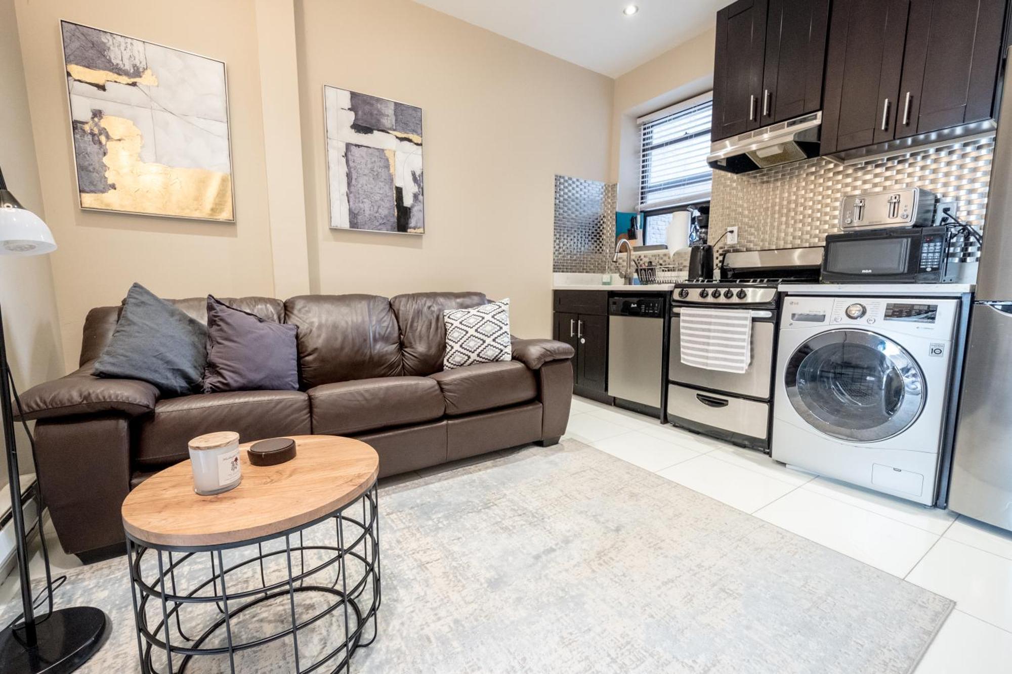 2 Bd Next To Central Park New York