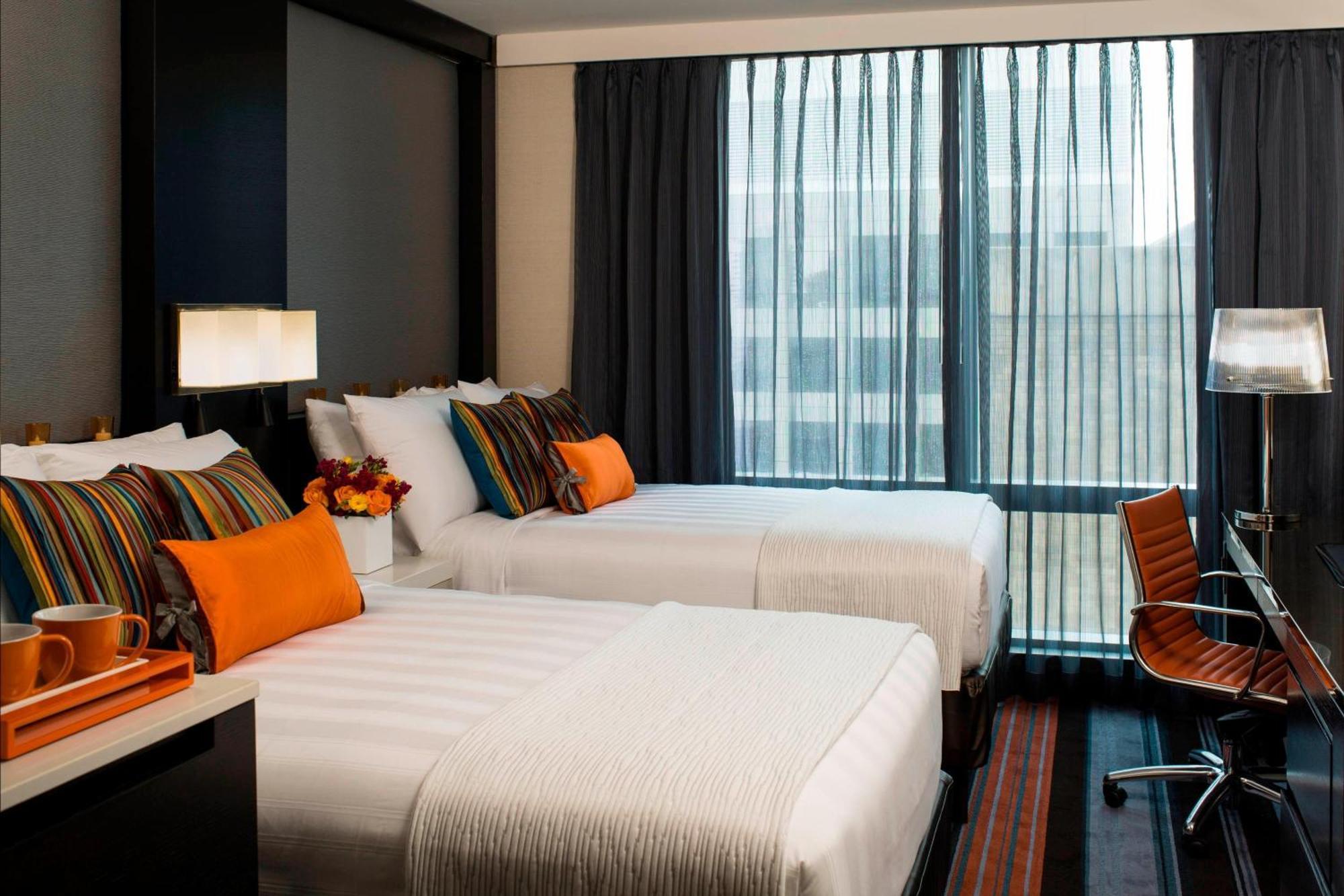 Courtyard By Marriott Manhattan/central Park Hotel 4*