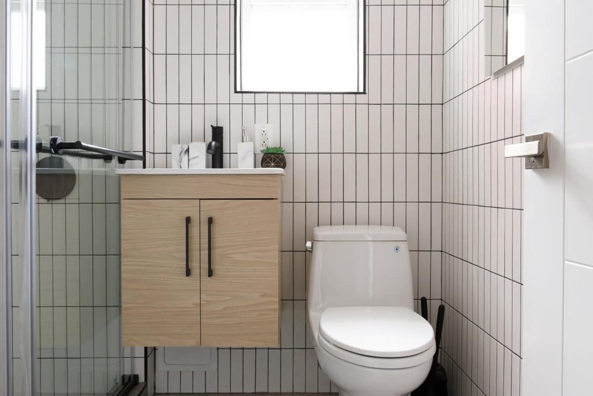 39-3 Newly Renovated 3 Br New York