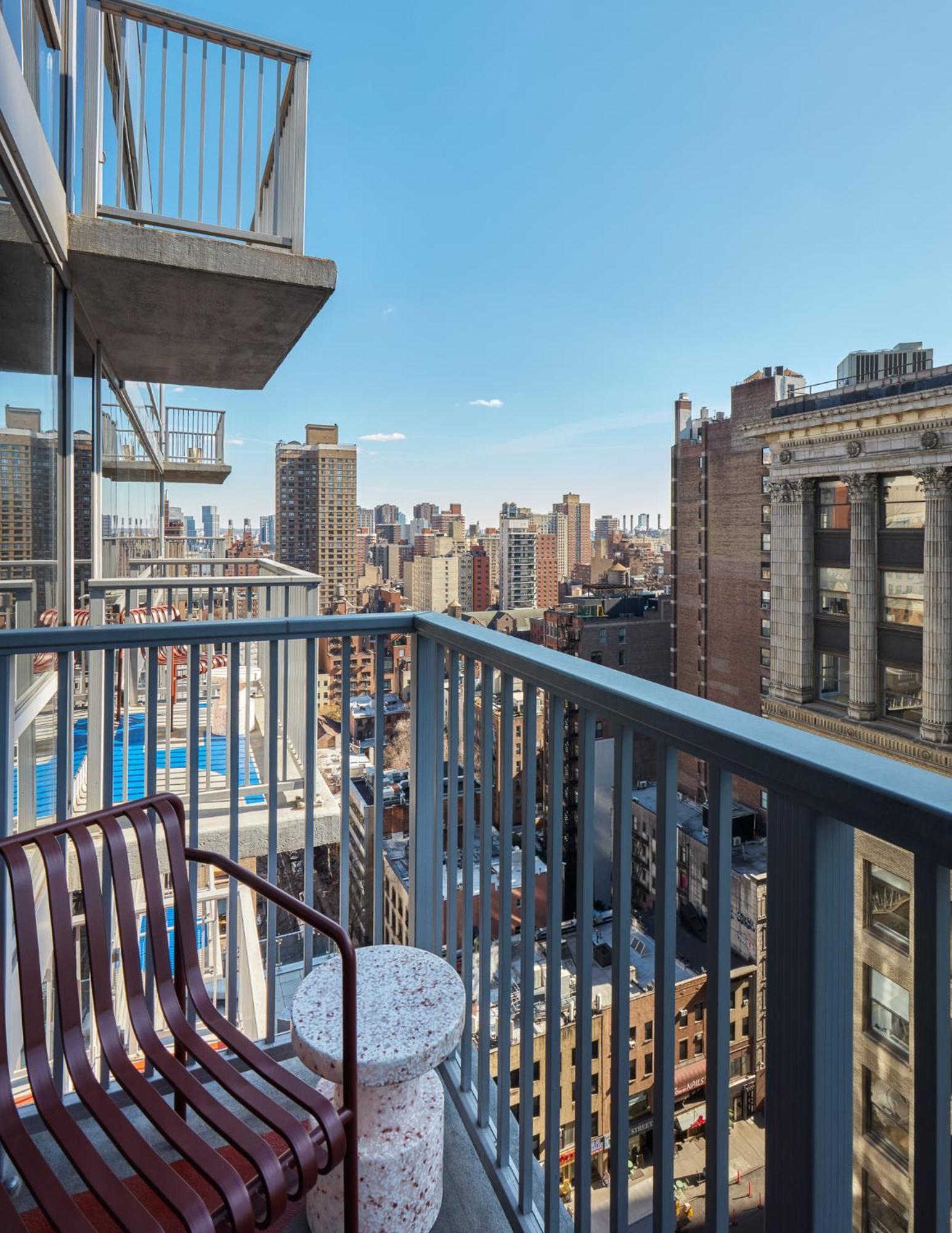 Park Ave Hotel 4*