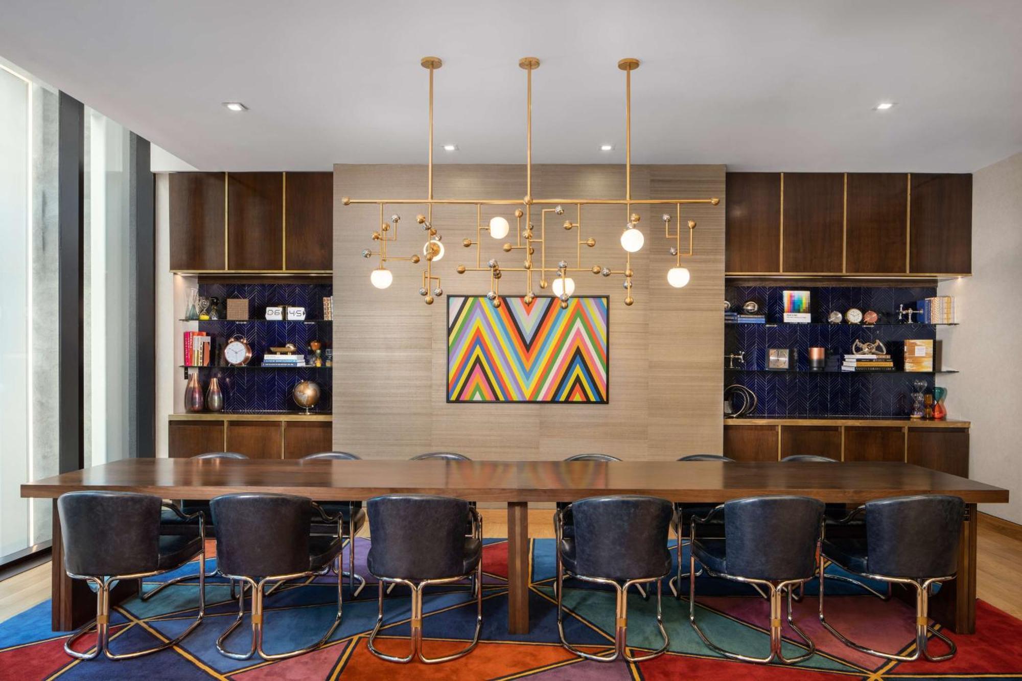 Motto By Hilton Chelsea 4*