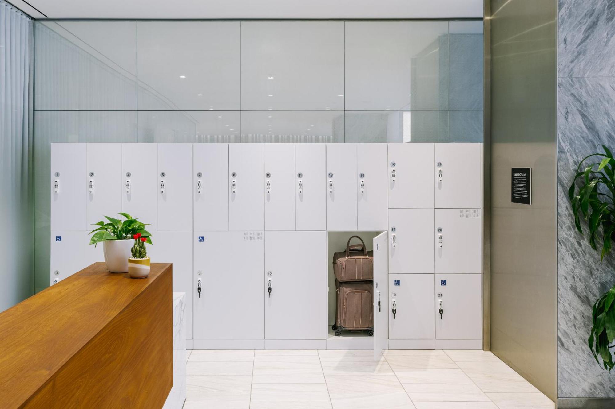 Sonder Battery Park Aparthotel 2*
