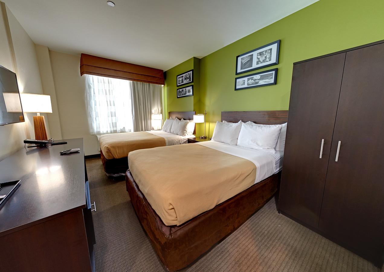 Hotel Hillside